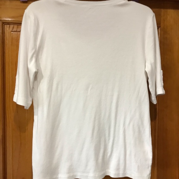 Jones New York Sport White Crew Neck Blouse w/ 3 Buttons on the Sleeve
Ladies - Picture 14 of 16